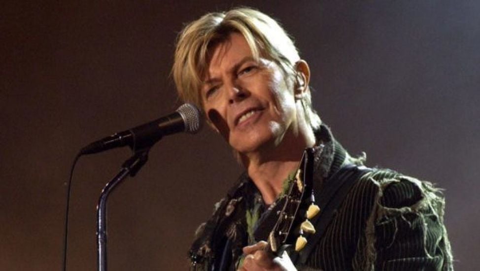 David Bowie’s Handwritten Lyric Sheet Could Fetch £100,000 At Auction